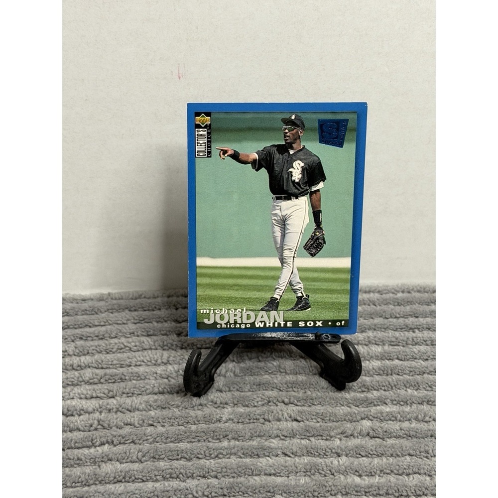 1995 Upper Deck Collector's Choice Special Edition Michael Jordan #238 HOF Soft - Picture 3 of 5